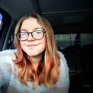 Meet your Posher, Hannah